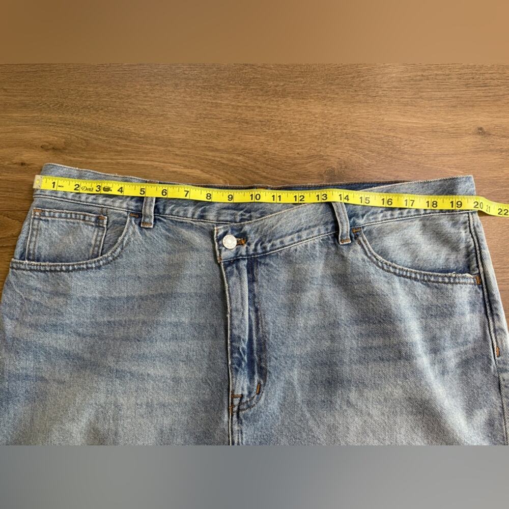 NWT Madewell Denim Crossover-Waist Mini Skirt In Ladson Wash Size 32 - Picture 9 of 10